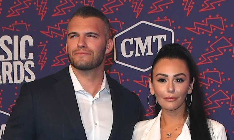 Дженни «JWoww» Фарли и Зак Карпинелло: тайная свадьба и хронология отношений