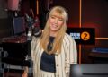 Сара Кокс впервые высказалась об уходе Скотта Миллса с Radio 2 перед своим дебютом в утреннем шоу