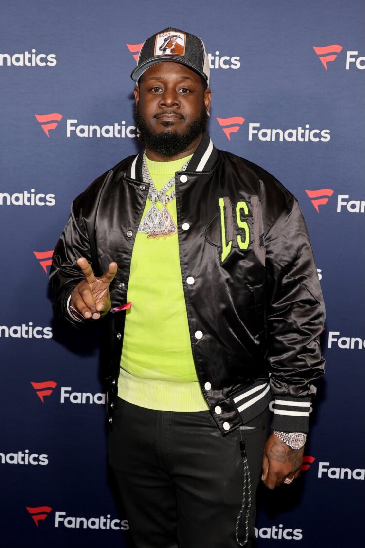 T-Pain почтил память Оливера Три на фестивале — он впервые сыграл их совместный трек