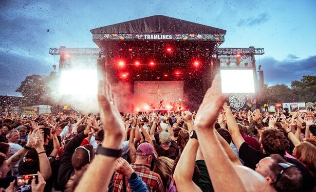 Автор The Mirror назвал трёх будущих хедлайнеров Tramlines 2026