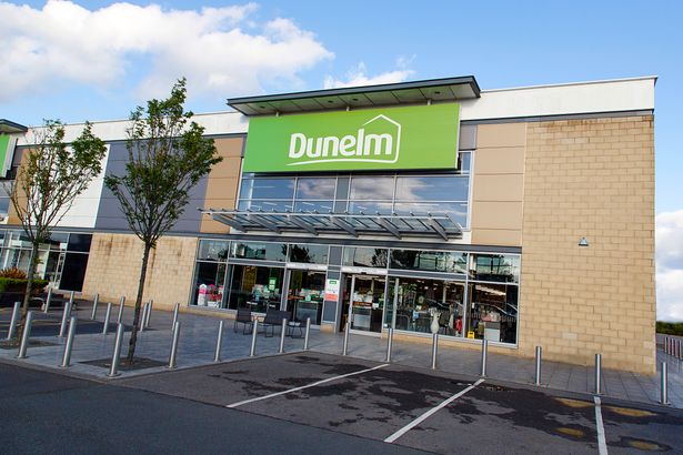 Dunelm: «Компактный» предмет за £3 решает проблему хранения в ванной и спальне