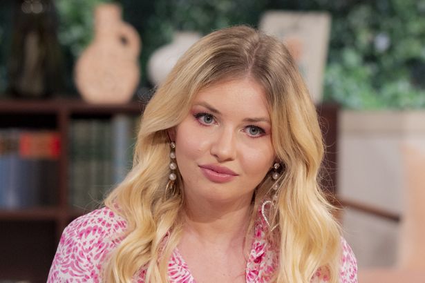 Эми Харт проплакала всё утро: «Я потеряла себя в материнстве»