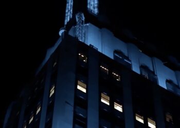 Empire State Building зажёгся в честь свадьбы Тейлор Свифт и Трэвиса Келси