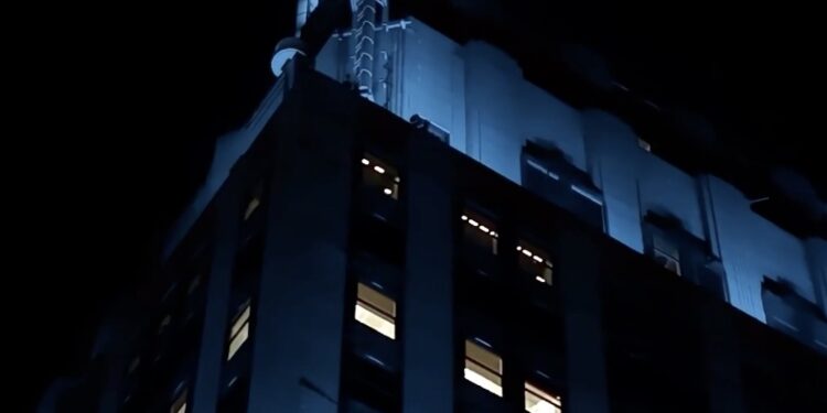 Empire State Building зажёгся в честь свадьбы Тейлор Свифт и Трэвиса Келси