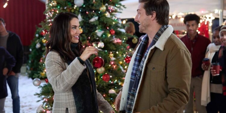 Hallmark начинает праздновать Рождество в июле: два новых фильма уже в эфире