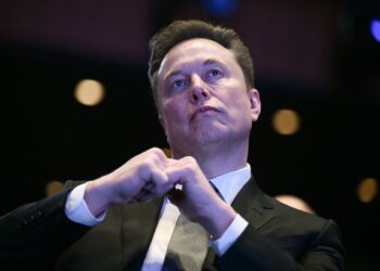 Илон Маск пообещал создать «исторически точную» версию «Одиссеи» с помощью Grok