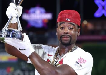 Кардинал против всех: Джордан Уокер сенсационно выиграл Home Run Derby-2026