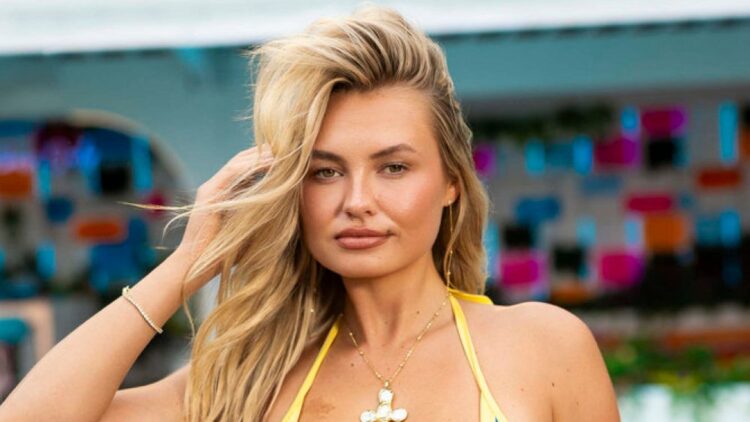 «Каждый парень ко мне так относится»: Звезда «Love Island» Джен Терри шокировала откровениями о сексе и самооценке