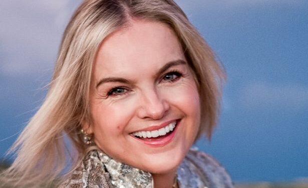 Кэти Хилл из Blue Peter спустя годы: ведущая ушла с ТВ ради карьеры коуча