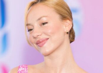 Килиан Мбаппе и звезда «Элиты» Эстер Экспозито: что известно о романе футболиста