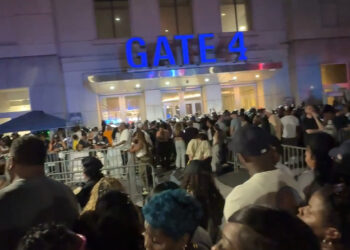 Концерт Jay‑Z на Yankee Stadium обернулся хаосом: фанаты прорвали охрану