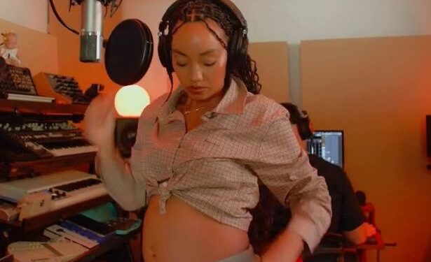 Ли Энн Пиннок из Little Mix объявила о беременности