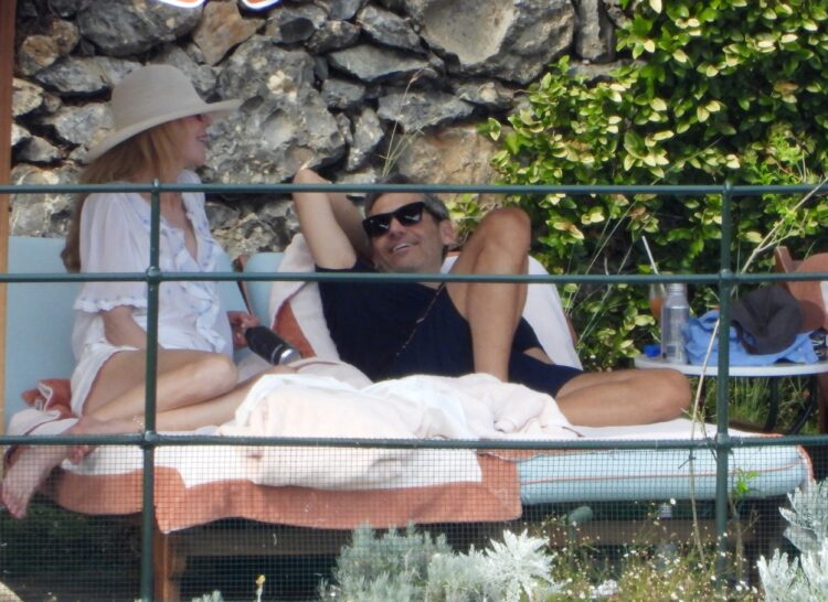 Nicole Kidman and private equity businessman Michael Reinstein enjoy poolside drinks during Italian getaway