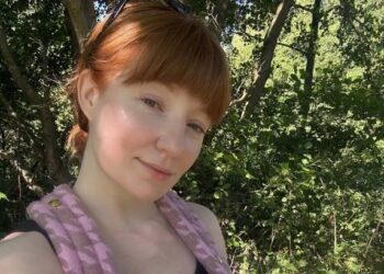 Никола Робертс показала повзрослевшую дочь спустя два месяца после родов