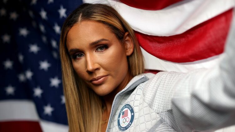 Олимпийская чемпионка Лоло Джонс обвинила USA Bobsled в халатности: потеря контроля над мочевым пузырем и перелом позвоночника
