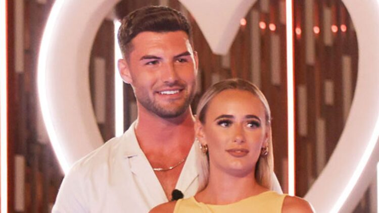 Пары «Love Island» (Великобритания): кто остался вместе, а кто разбежался
