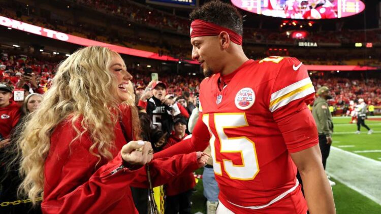 Patrick Mahomes’ Wife Celebrates His Return to Football Field After Injury