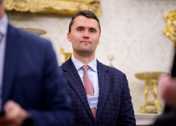 Рикки Шрёдер призвал убийцу Чарли Кирка признаться в суде