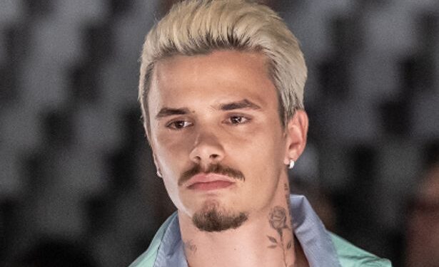 Ромео Бекхэм повторил легендарный образ отца в новой рекламе Tommy Hilfiger