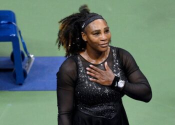 Серена Уильямс снялась с парного турнира Wimbledon из-за травмы колена