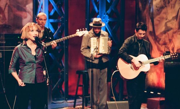 Sixpence None the Richer отменили все концерты после смерти участника