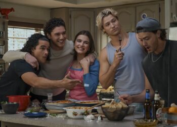 Создатель сериала «Off Campus» опроверг слухи о гендерном разрыве в зарплатах