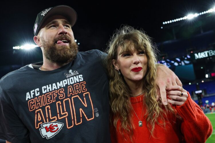 «Свадьба как под грифом „секретно“»: игрок NFL Кайл Ющик пошутил про NDA на торжестве Трэвиса Келси и Тейлор Свифт