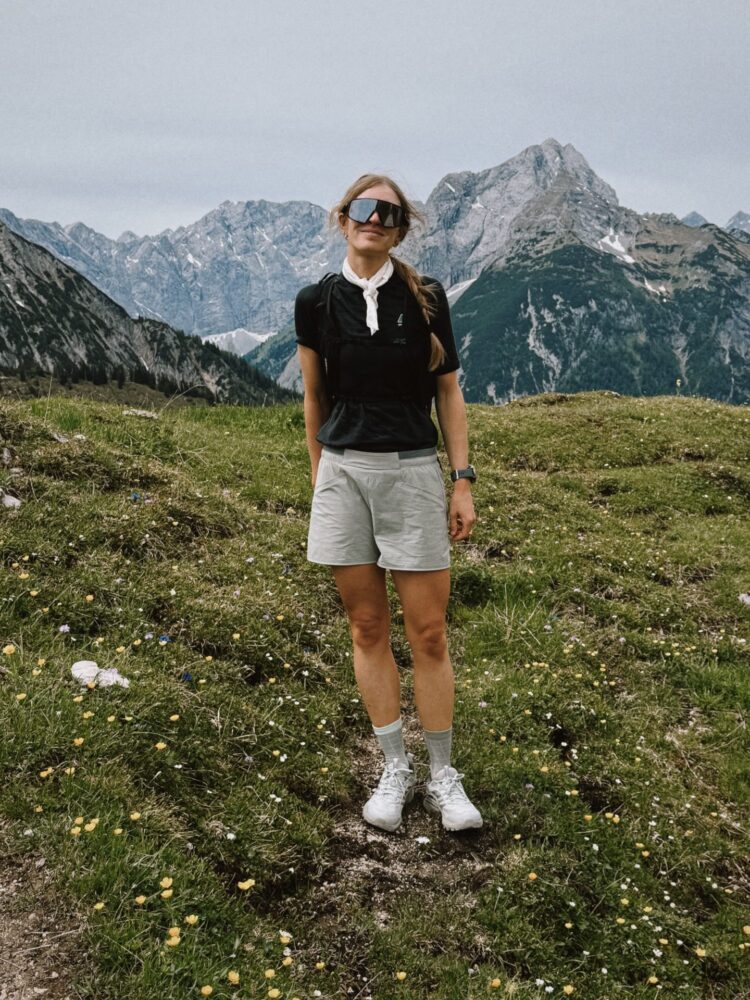 Трагедия на медовом месяце: 30-летняя блогерша погибла после столкновения с олимпийцем