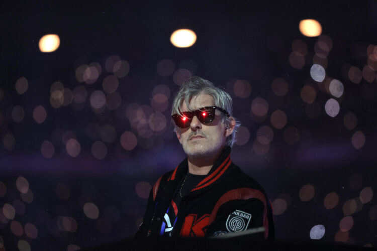 Умер Kavinsky: автор хита «Nightcall» найден мёртвым в Париже