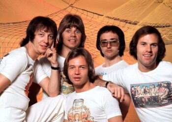Умер рок-музыкант Тони Торп, вокалист культовой группы The Rubettes