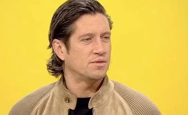 Вернон Кей извинился перед экс-звездой BBC после её откровений о «жутком времени»