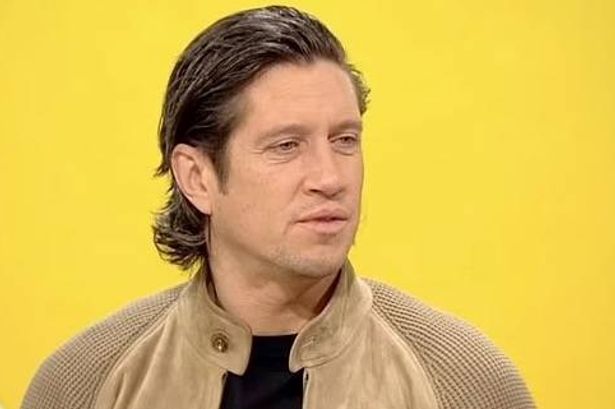 Вернон Кей извинился перед экс-звездой BBC после её откровений о «жутком времени»