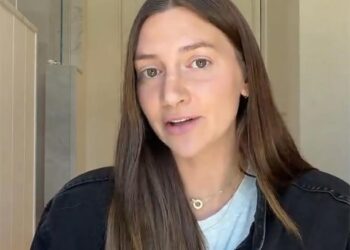 «За номер с видом на океан — 3200 долларов»: жена экс-игрока НФЛ показала счёт за роды