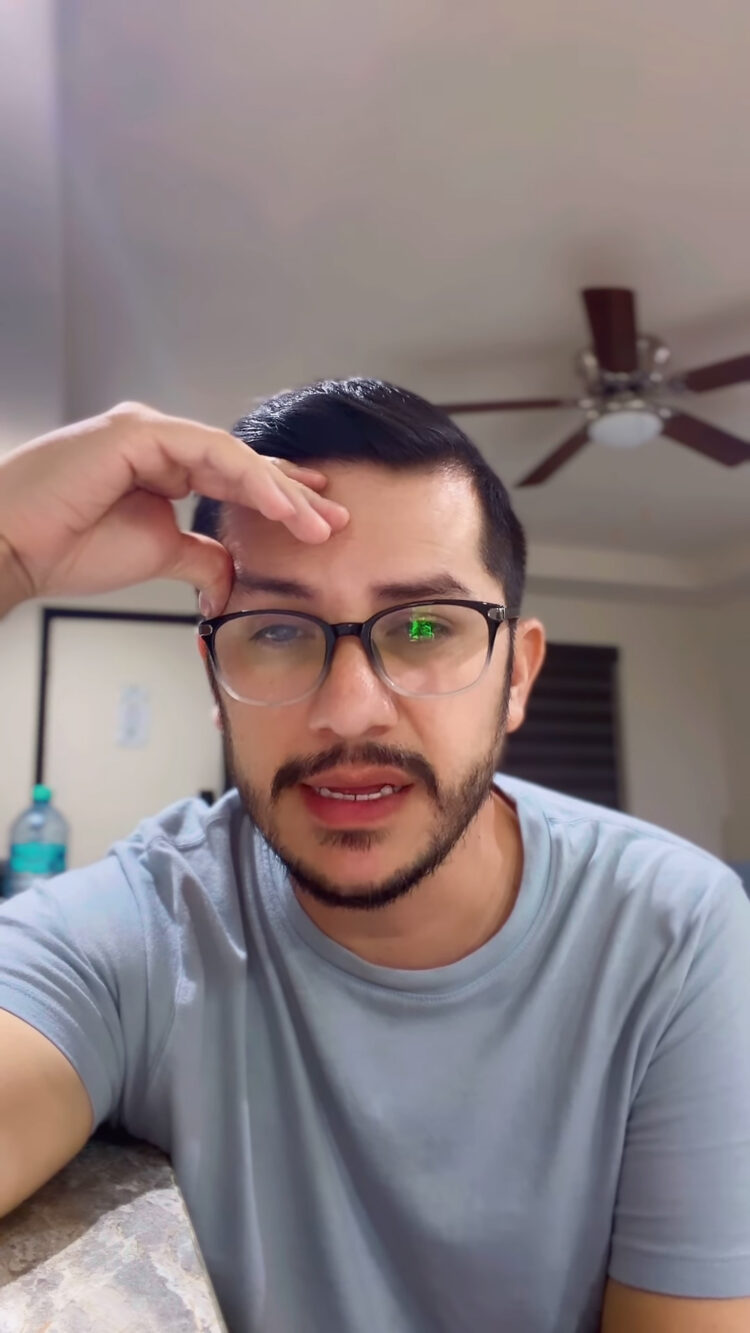 Звезда «90 Day Fiancé» не пустили в США к дочери с кровоизлиянием в мозг