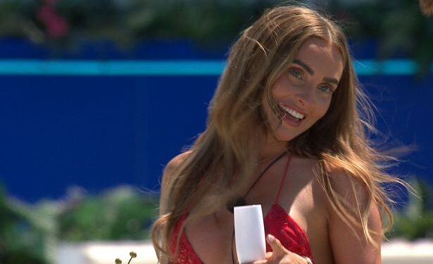 Звезда Love Island Элисия Бейли — о травле за работу в National Rail
