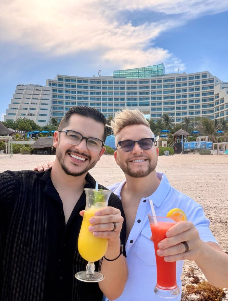 Звезды «90 Day Fiancé» снова вместе в США: их 13-летняя дочь борется за жизнь после кровоизлияния в мозг