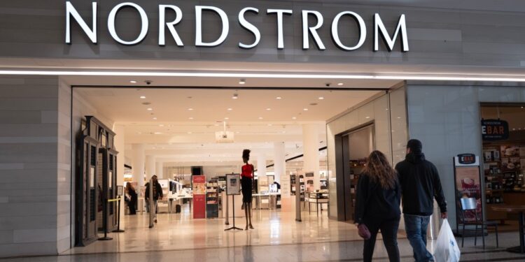 13 модных находок Nordstrom, которые я добавила в корзину