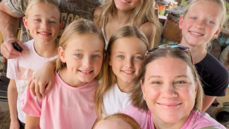 Басби из «OutDaughtered» рассказали о хоумскулинге квинтуплетов