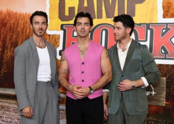 Jonas Brothers выступят на шоу в перерыве матча NFL в Австралии