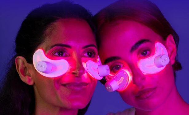 Как LED-патчи убрали мешки под глазами за 30 дней