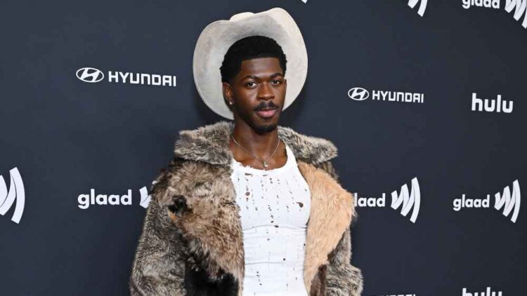 Lil Nas X объявил о смерти матери