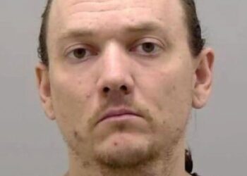 Люк Баркхаус приговорён к 40 годам за серию нападений с ножом на взрослых и ребёнка