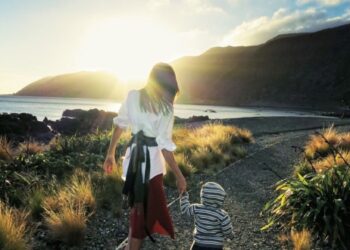 Miranda Kerr Details Coparenting Dynamic With Orlando Bloom: ‘Like a Brother’