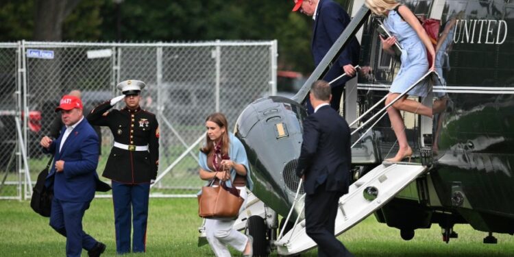 Натали Харп: 5 фактов о помощнице Трампа