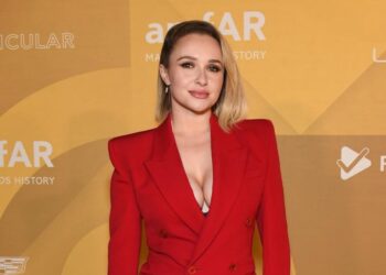 Умерла звезда «Нэшвилла» Хейден Панеттьер: ей было 36