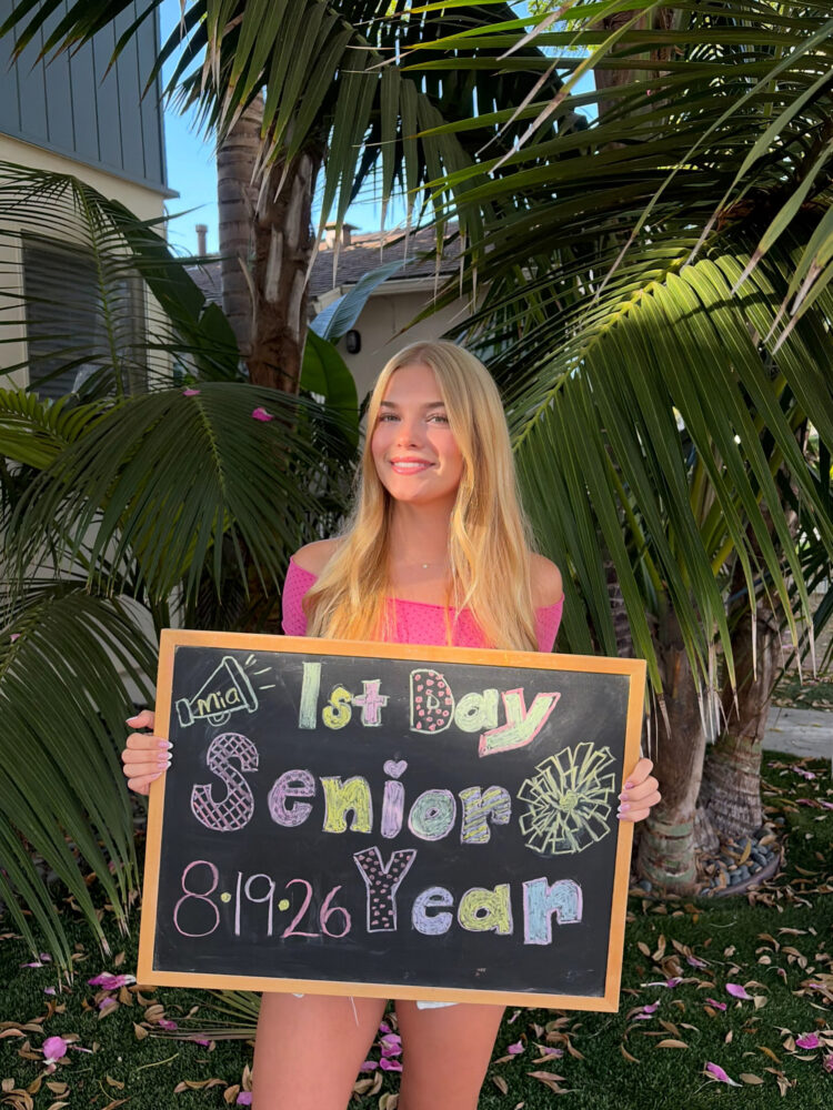 Звезда «В удаче, Чарли!» Миа Талерико повзрослела и показала первый день выпускного класса