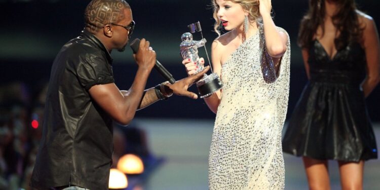 CBS покажет два спецвыпуска к юбилею MTV VMAs