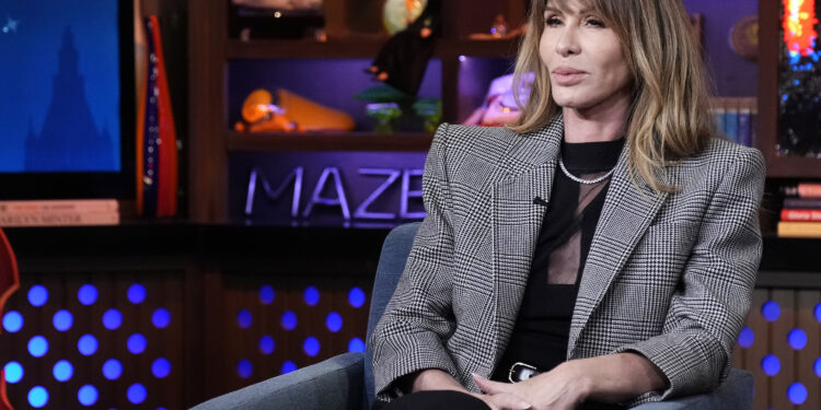 Каст RHONY засыпал Радзивилл вопросами о Кеннеди-младшем