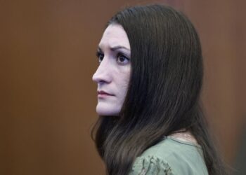 Линдси Клэнси: суд объявил мистриял после провала экстренной апелляции защиты