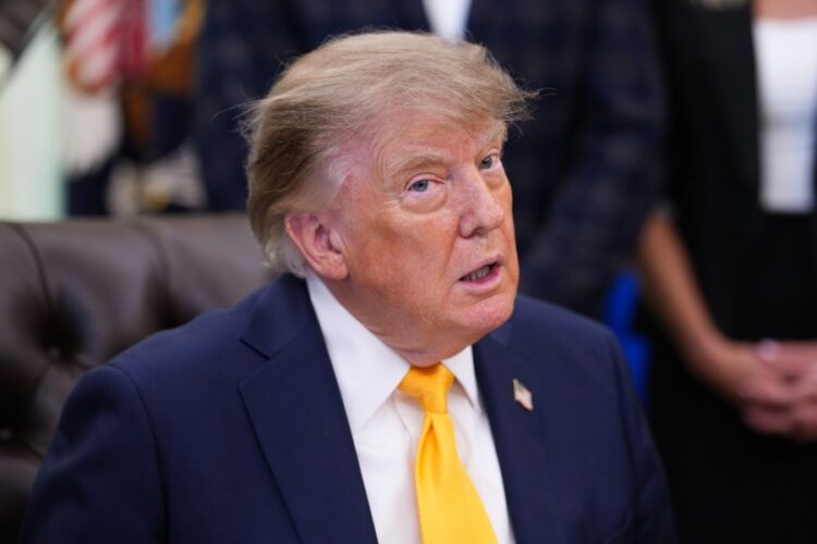 Трамп настаивает: 11 сентября его спасли двое пожарных